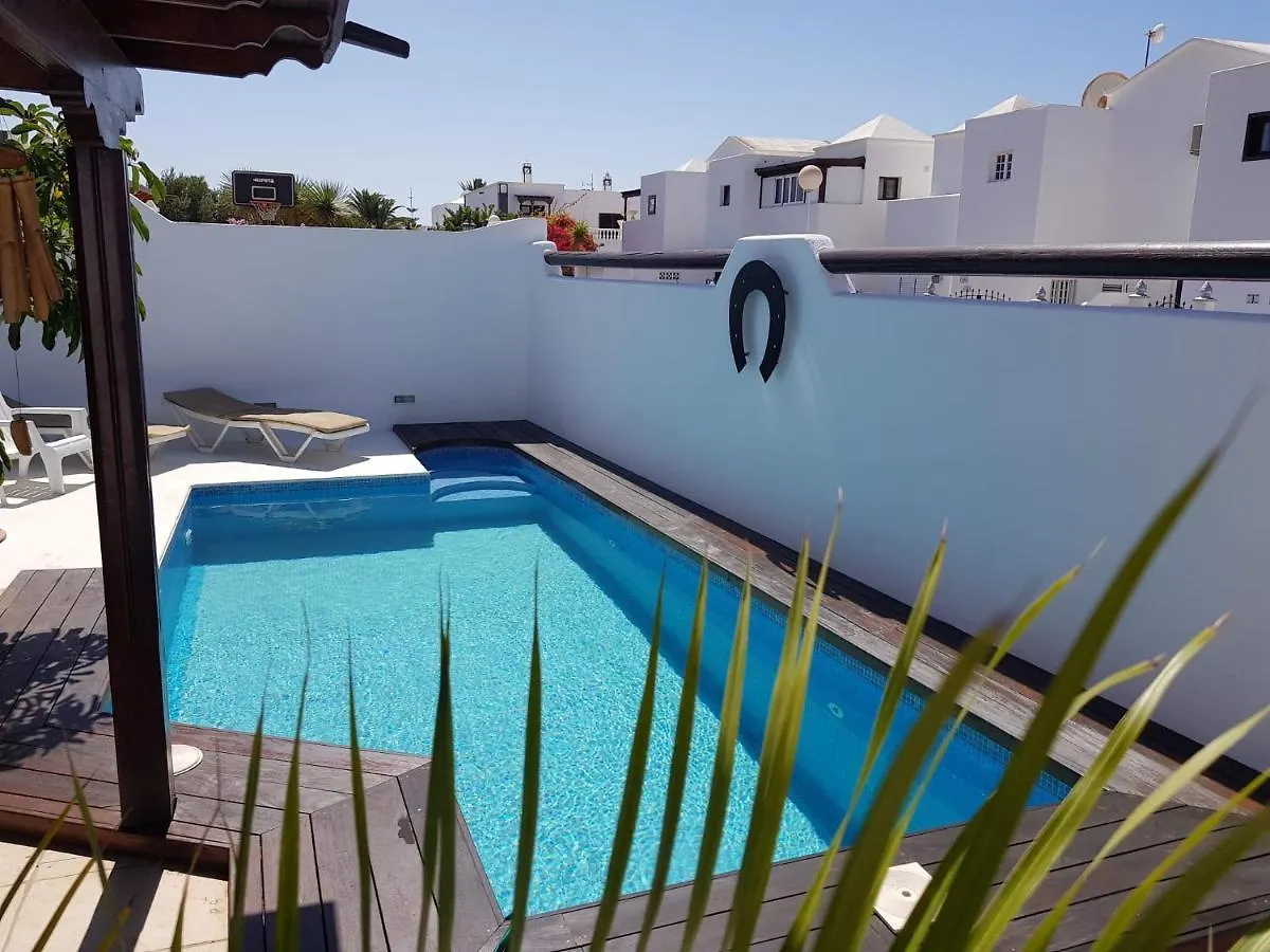 Villa Fenix Puerto del Carmen  0*, Puerto del Carmen (Lanzarote) Spain